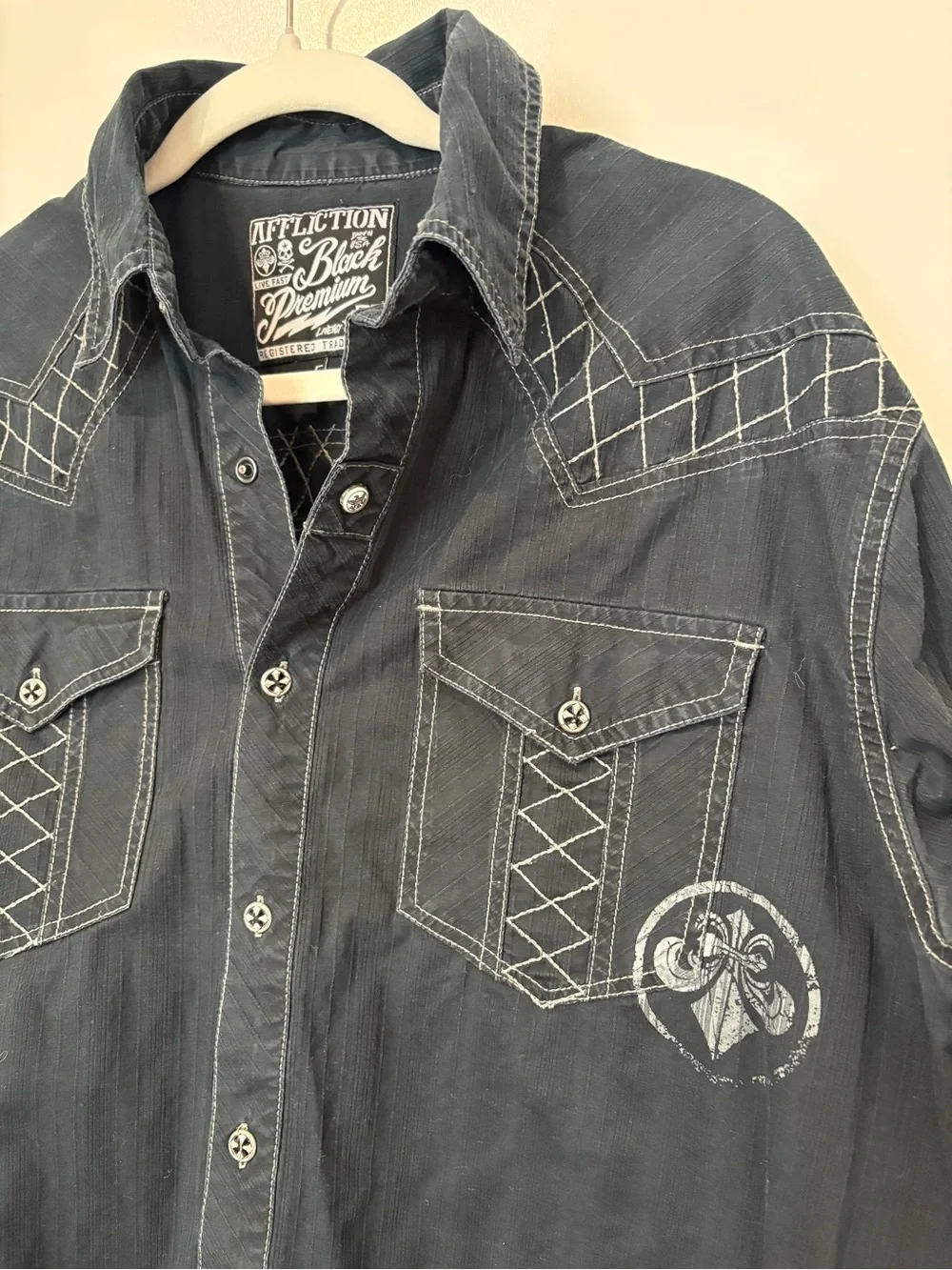 Affliction Black Premium Button Up Shirt Eagle Black White Embroidery Cotton L